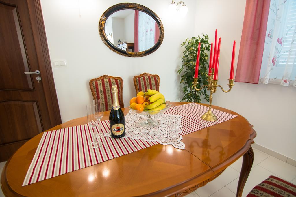 Apartment Vita Palit Exteriör bild